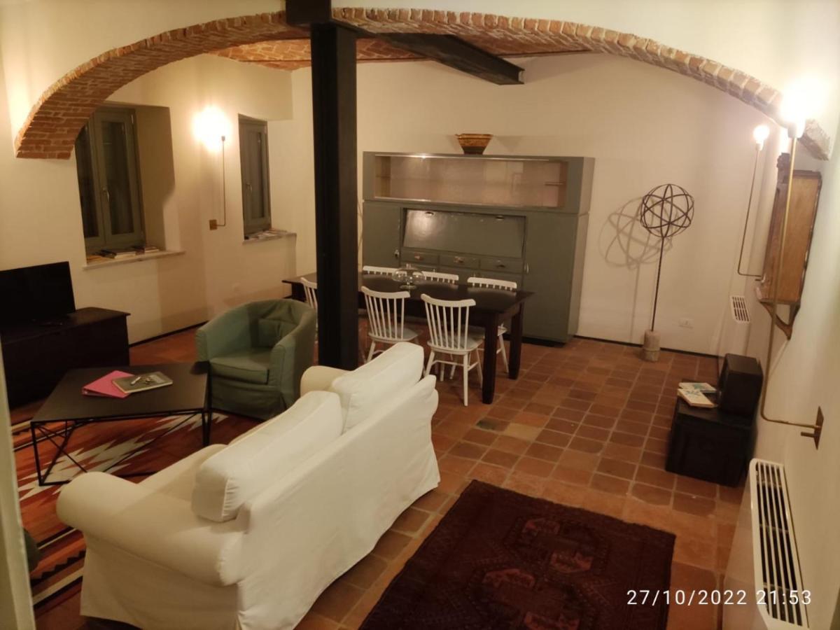 Appartamenti Presso Cascina La Melagrana Костільйоле-д'Асті Екстер'єр фото