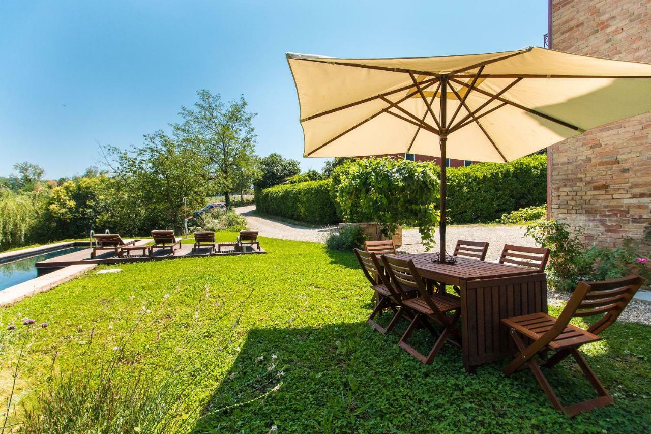 Appartamenti Presso Cascina La Melagrana Костільйоле-д'Асті Екстер'єр фото